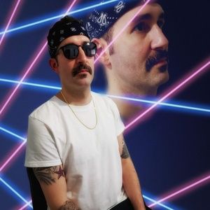 Meet your Posher, Mike